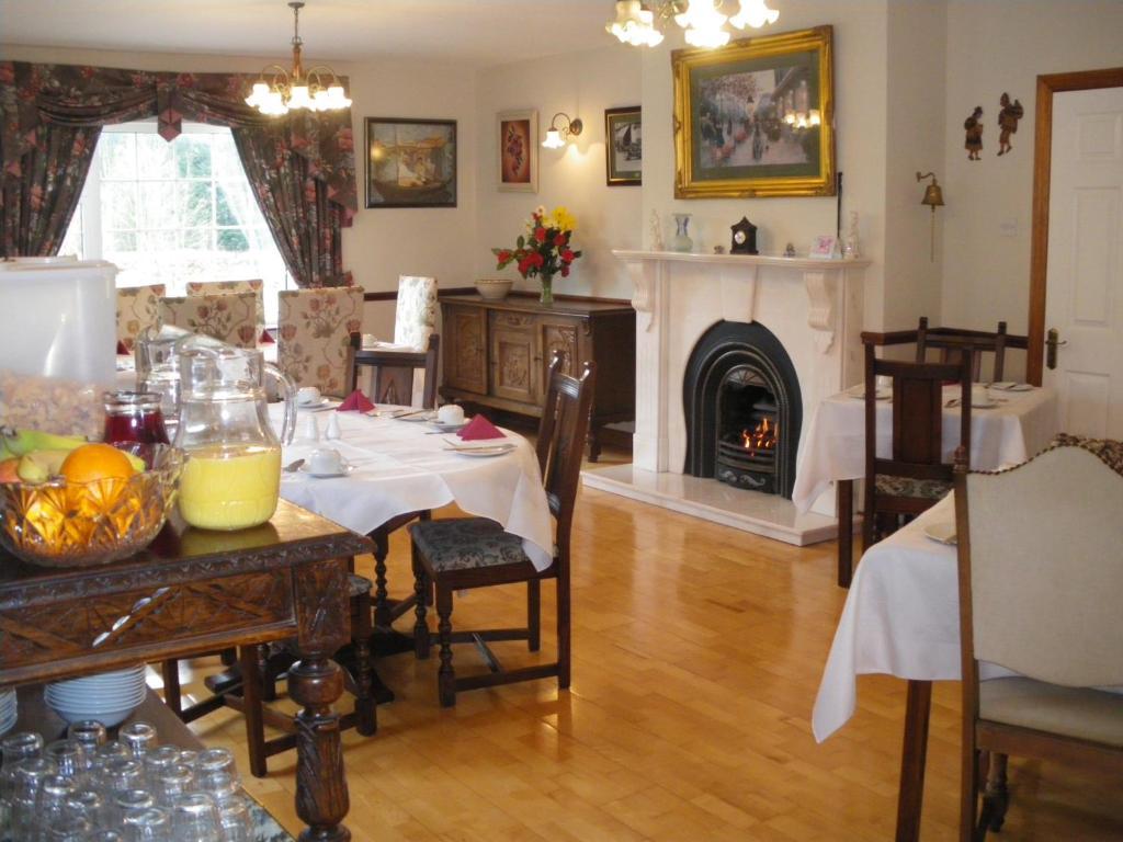 Bed and Breakfast Redwood Dunrine Exteriér fotografie